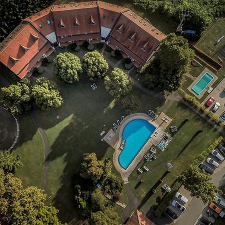 מלון Nemesnép Abbazia Country Club מראה חיצוני תמונה