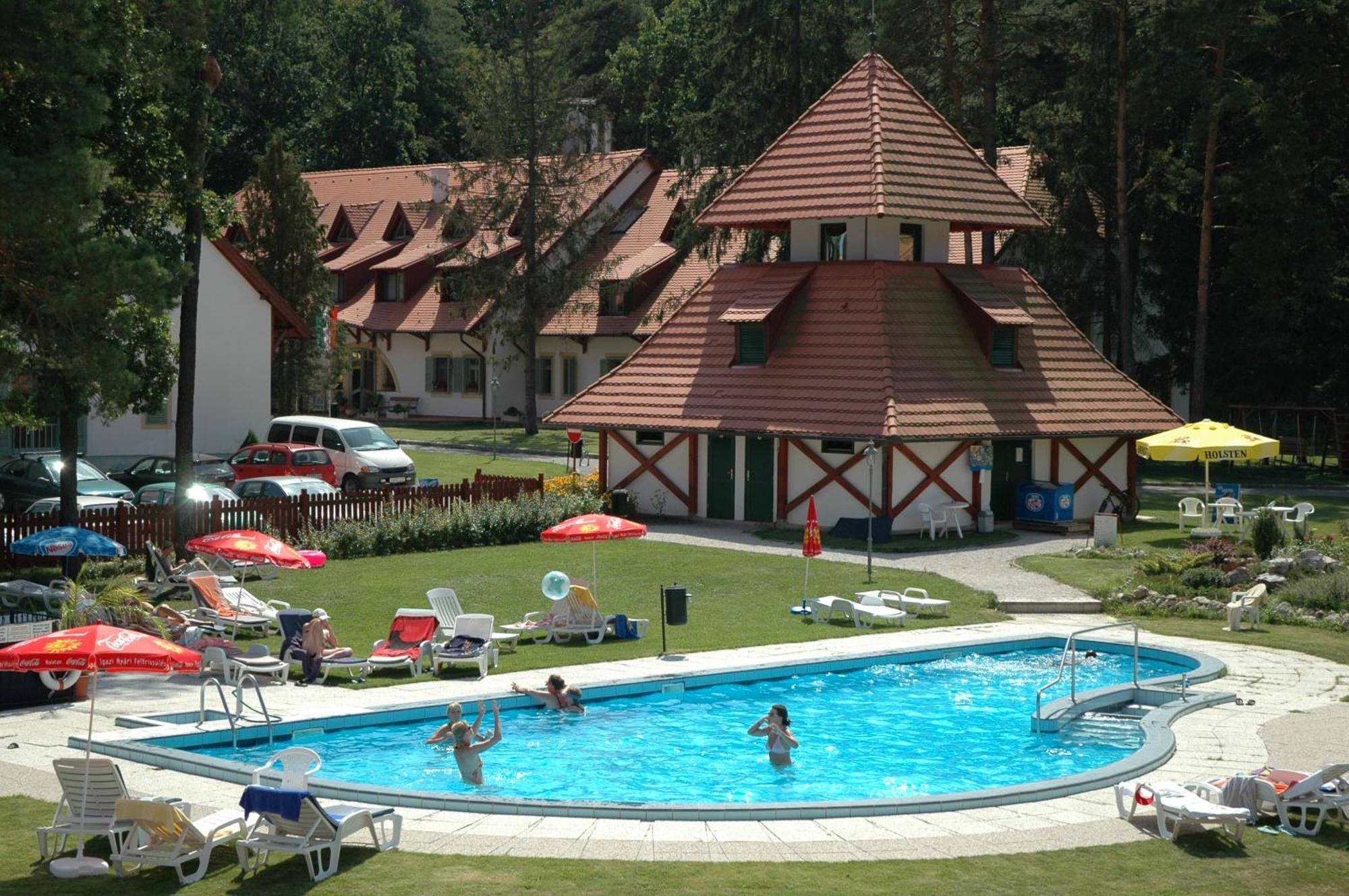 מלון Nemesnép Abbazia Country Club מראה חיצוני תמונה