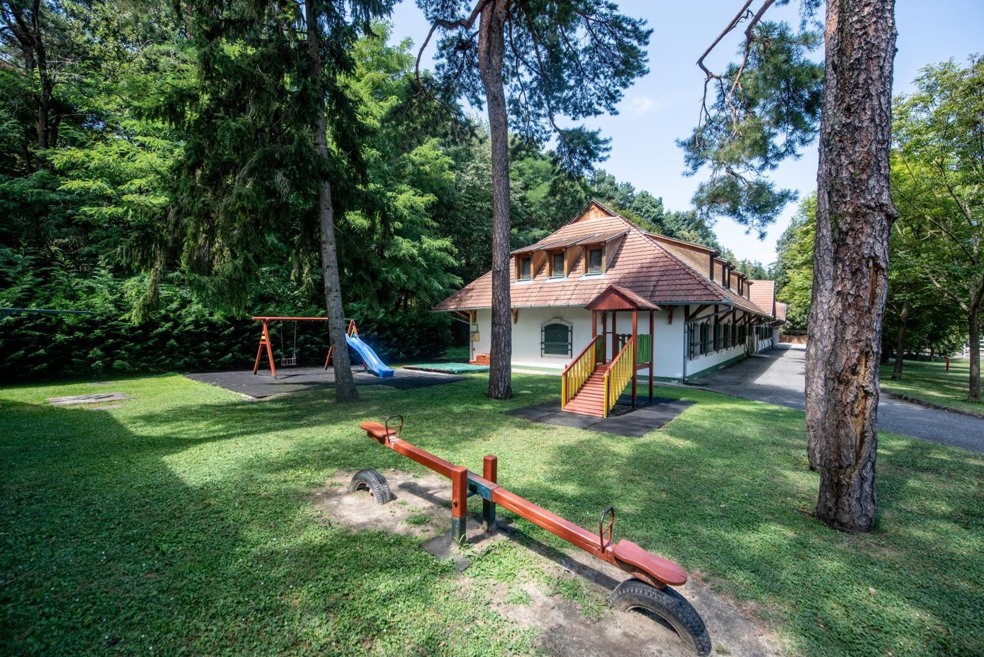 מלון Nemesnép Abbazia Country Club מראה חיצוני תמונה